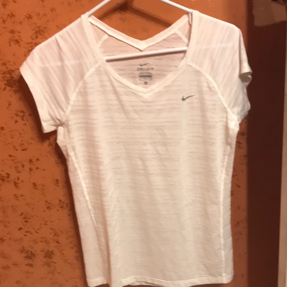 Nike white short sleeve dri-fit v-neck shirt size M